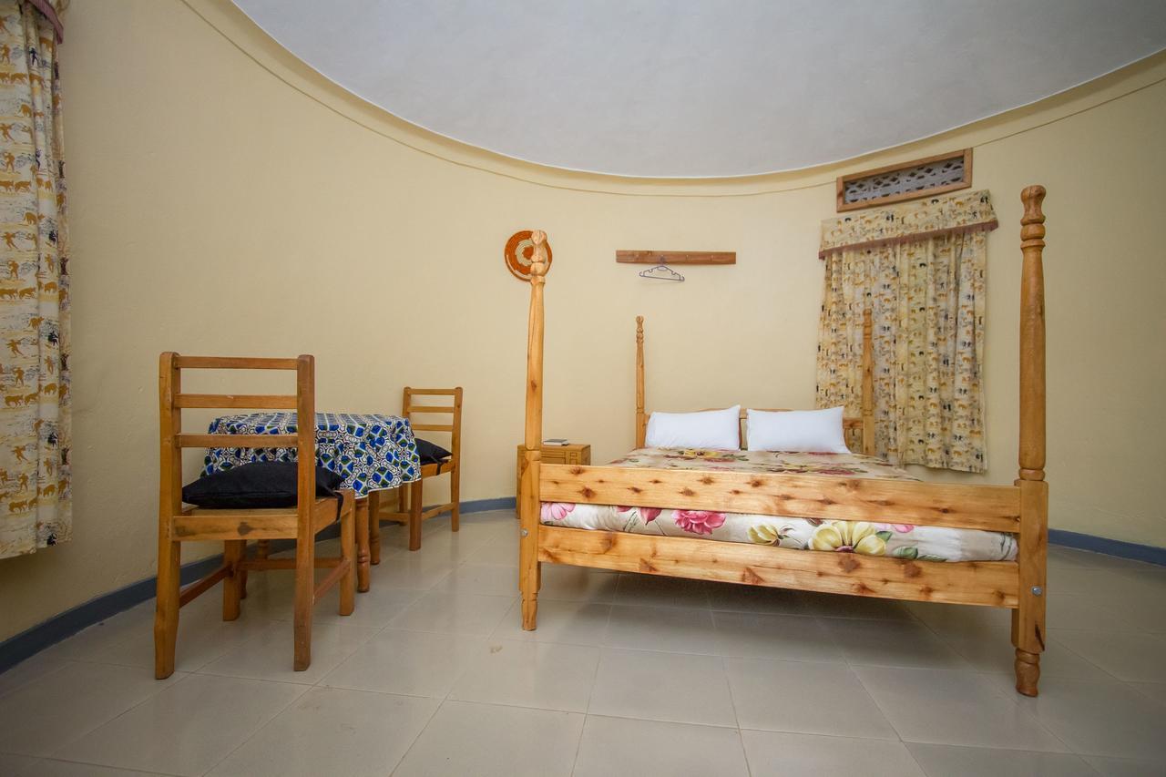 Crater Bay Cottages Kabale Екстер'єр фото