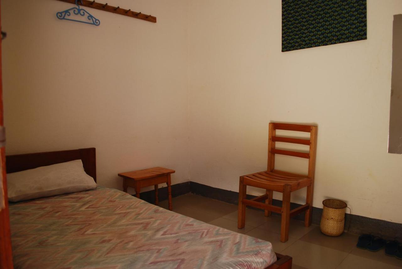 Crater Bay Cottages Kabale Екстер'єр фото