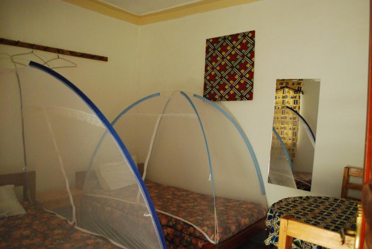 Crater Bay Cottages Kabale Екстер'єр фото